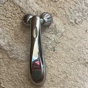 Multifunctional Silver Skincare Roller
